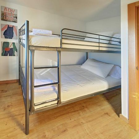 Apartament Pau Casals, 2 Min Walk From The Sea & Sea View Lloret de Mar Exterior photo